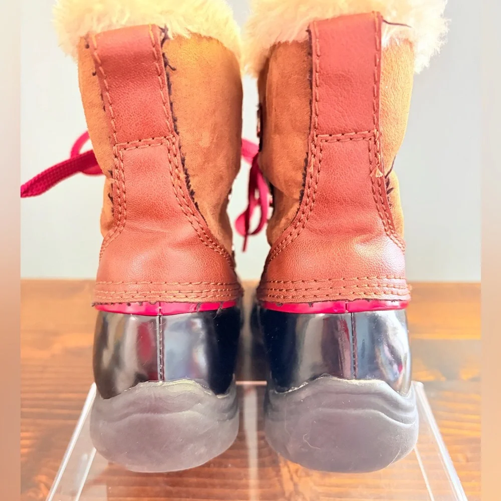 Anne Klein Brown, Black and Red Winter Duck  Boots Size 6 Women’s
